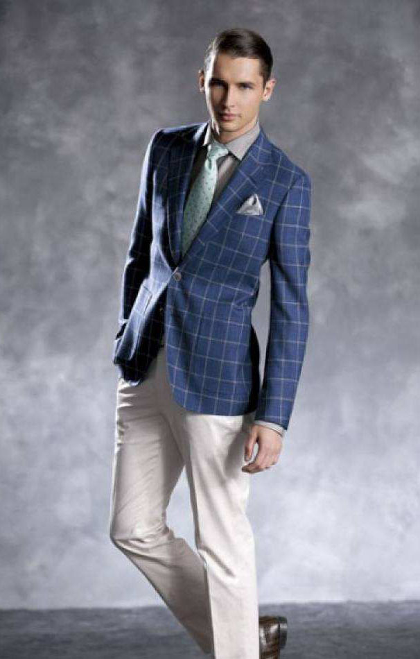 西服定制一套需要多少錢？怎樣選擇廠家？